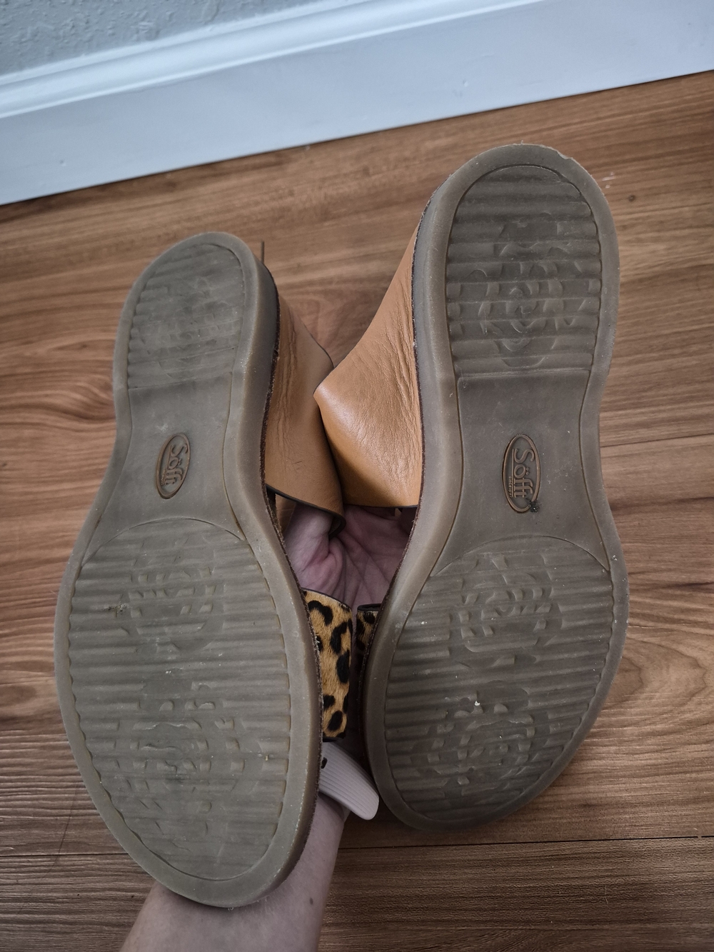 Söfft Leopard & Tan Leather Slide Sandals Size 9 - Picture 11 of 12